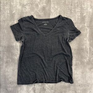 American Eagle Outfitters Gray Short Sleeve T-Shirt